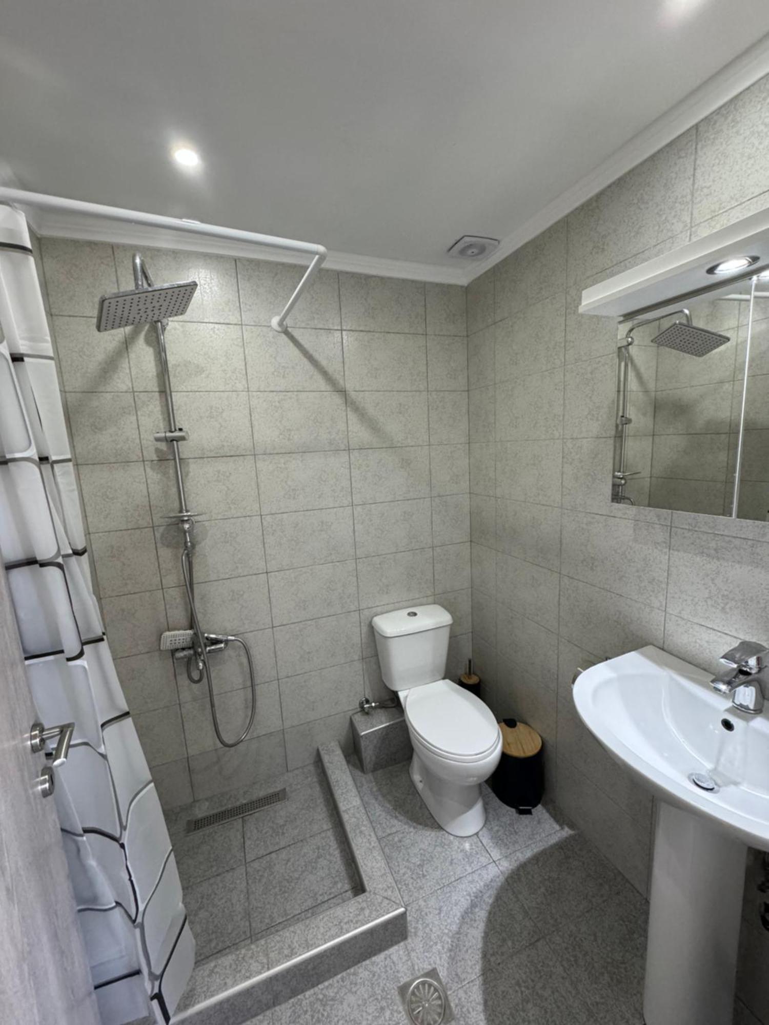 Adoniss Apartmentss Paralia Dionysiou Luaran gambar